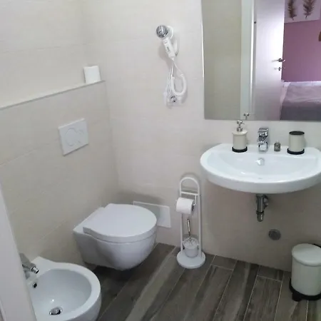 L'arena Guest house *